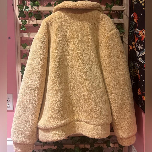 Elodie Teddy Jacket - Picture 4 of 4